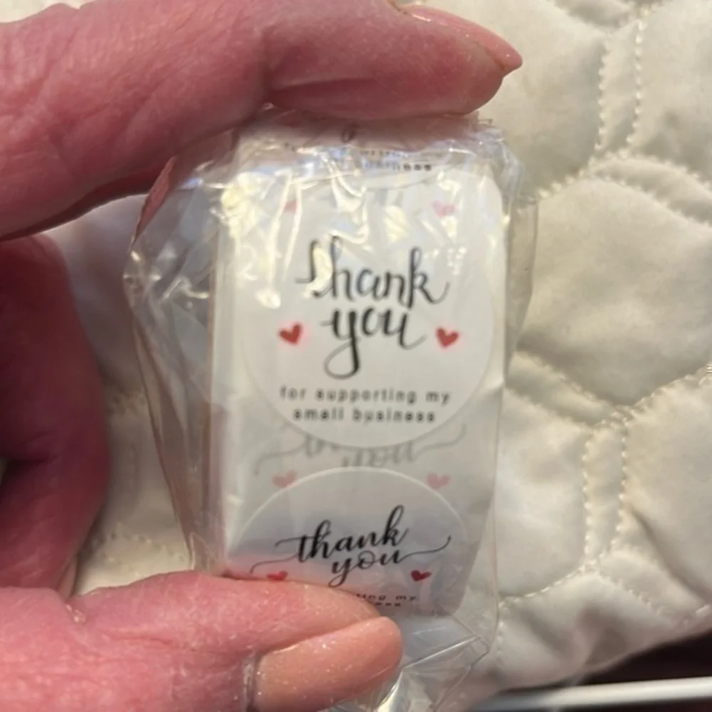 New In Plastic Roll of 500 Thank You Stickers Size 1 inch